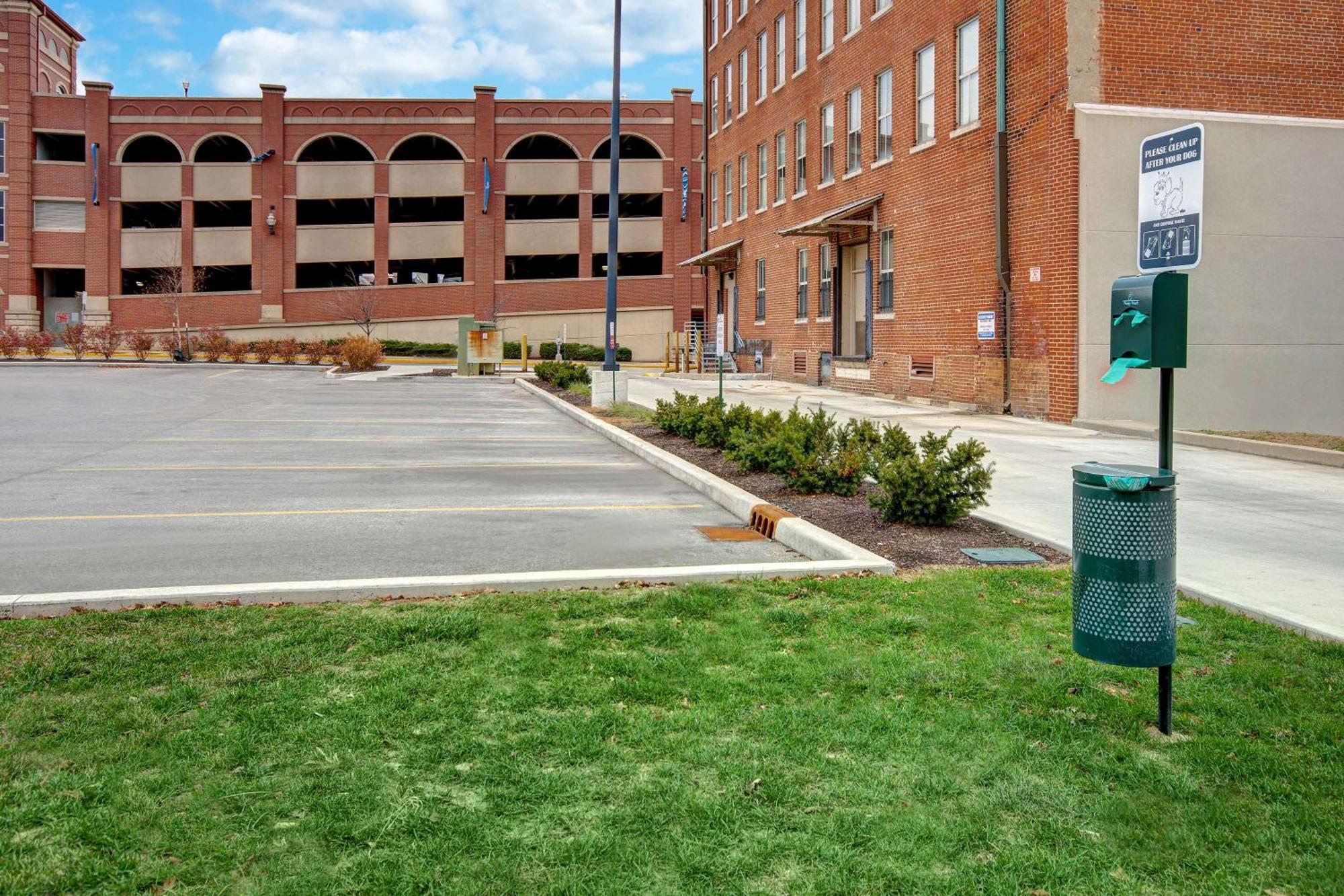 Hilton Garden Inn Terre Haute Zewnętrze zdjęcie